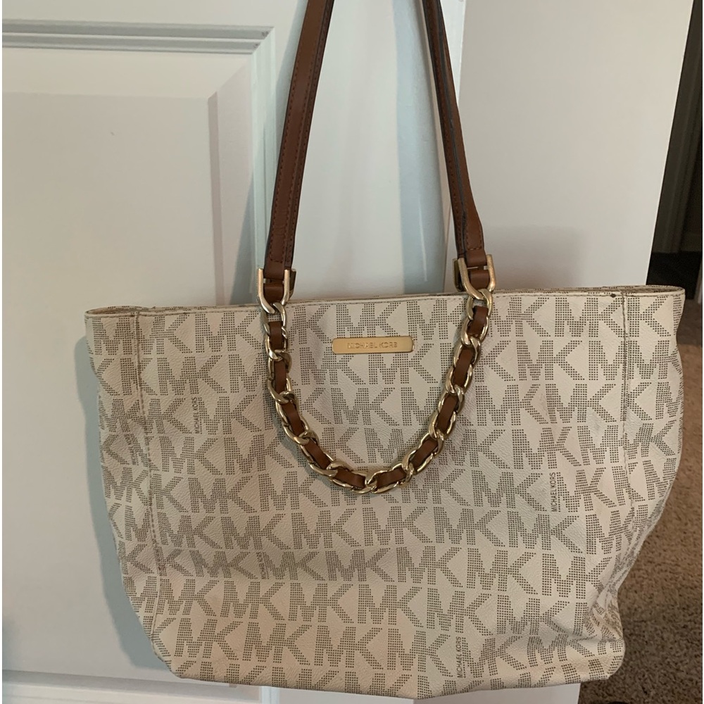 MK purse
